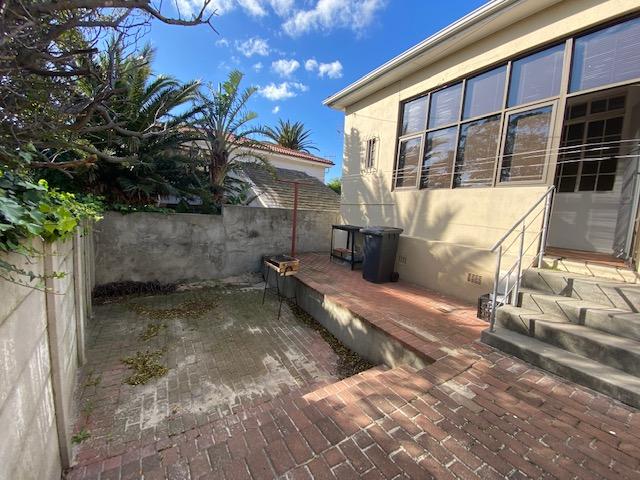 To Let 1 Bedroom Property for Rent in Walmer Estate Western Cape